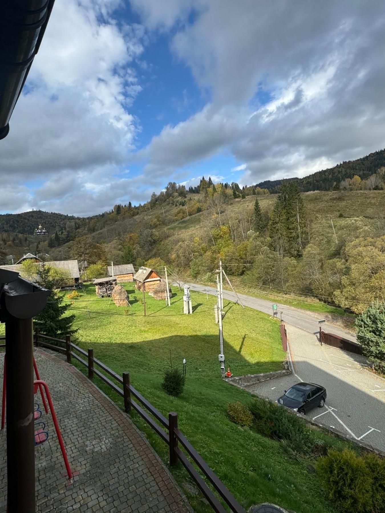Georgiy Hotel Oryavchyk Luaran gambar