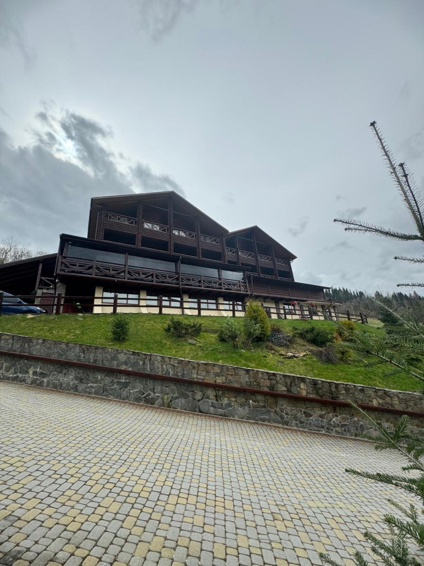 Georgiy Hotel Oryavchyk Luaran gambar