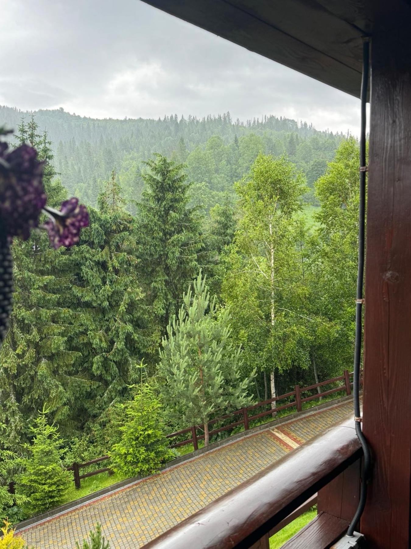 Georgiy Hotel Oryavchyk Luaran gambar